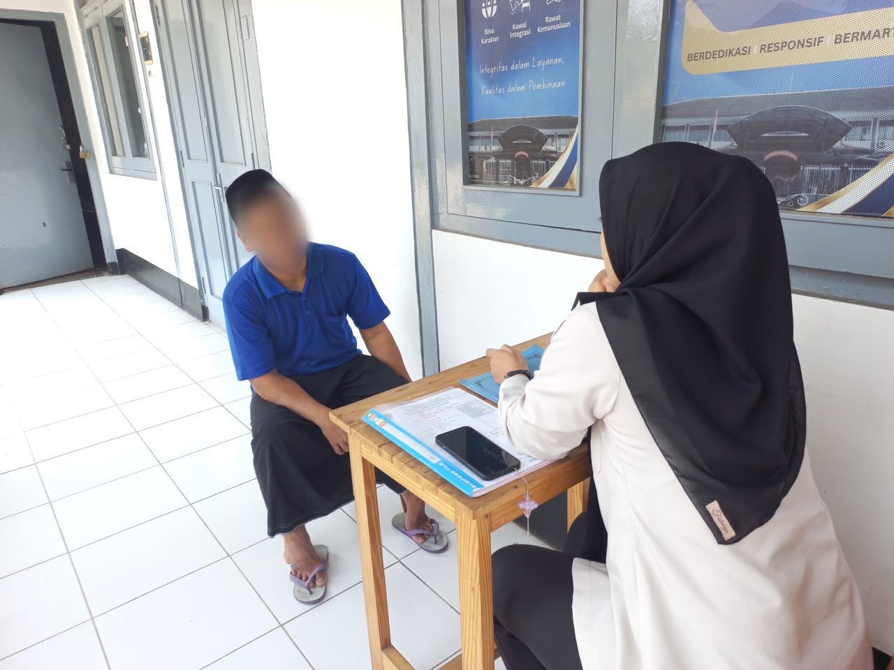 Gali Kesiapan untuk Pembebasan Bersyarat (PB), Bapas Magelang Laksanakan Litmas Pembebasan Bersyarat (PB) di Lapas Kelas IIA Magelang